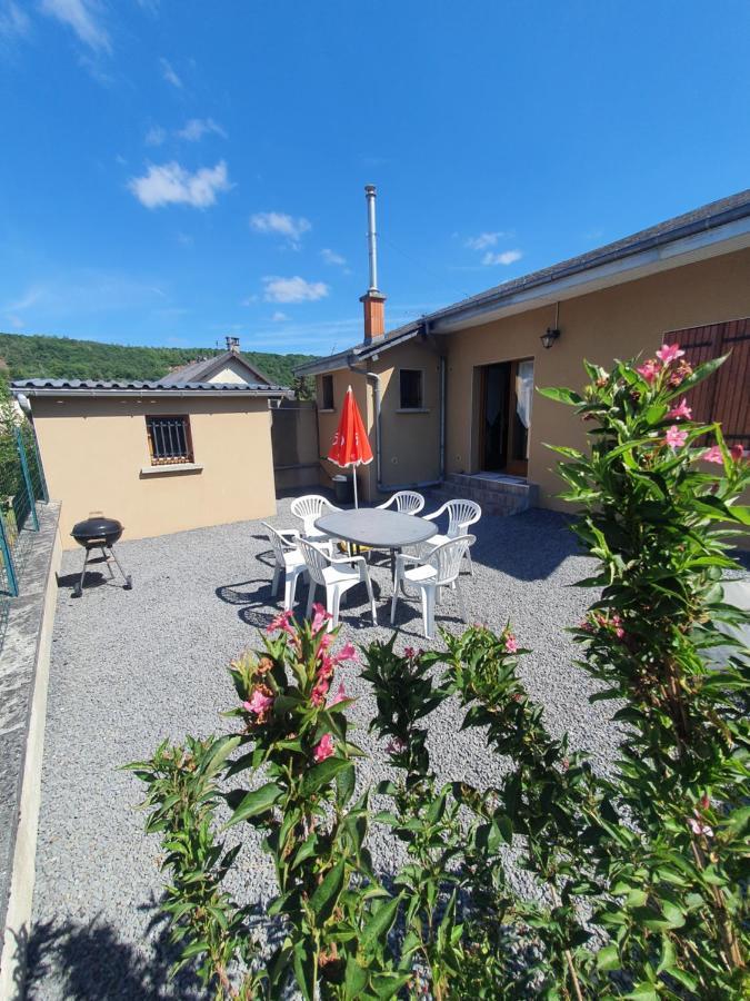 gite des jardiniers Fumay Extérieur photo